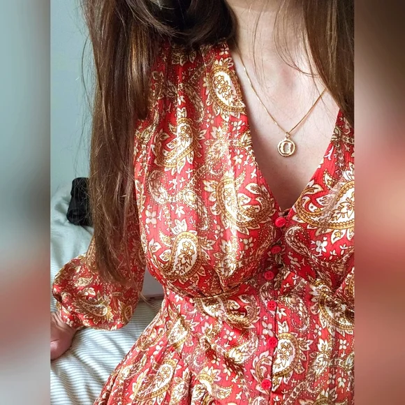 Red Dress - Picture 8 of 10